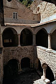 Abbazia di San Fruttuoso, il chiostro.